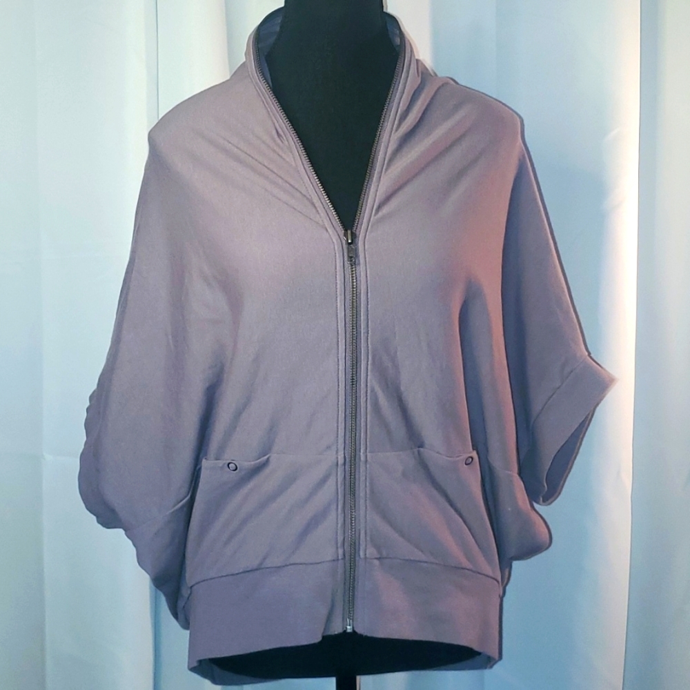 Short-sleeved cardigan